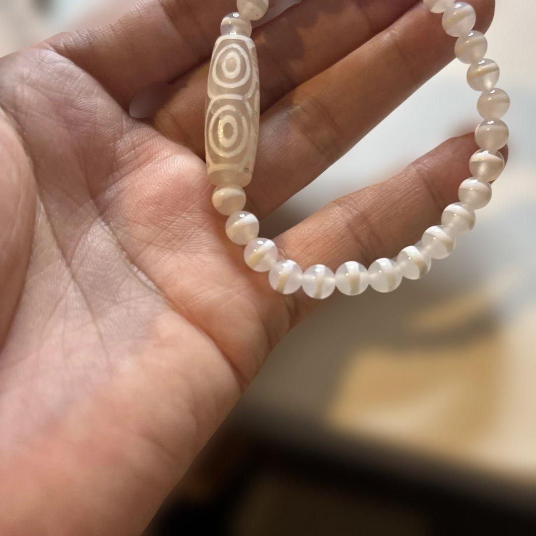 おしゃれだし効果感じる！龍眼白天珠さん！綺麗！