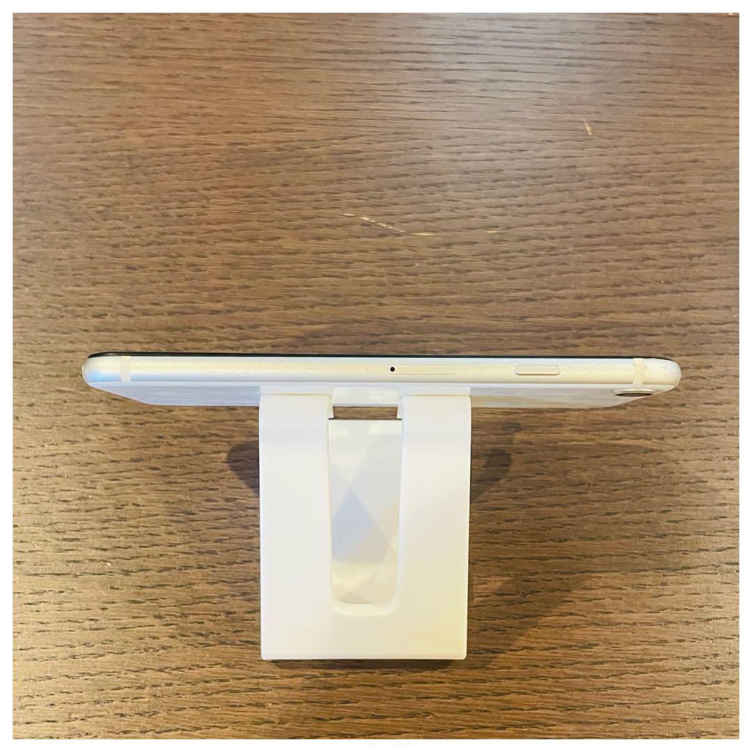 美品 iPhoneSE3 本体 ホワイト 64GB SIMフリー 動作確認済