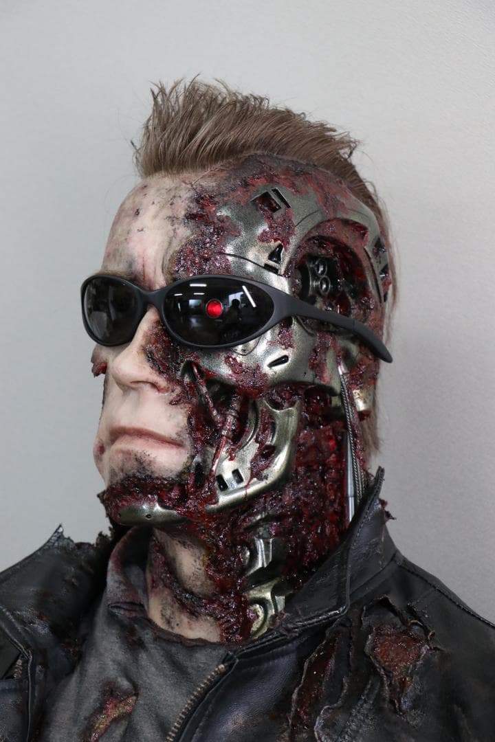 追加画像 等身大 ターミネーター３ シリコンバスト T3 シュワルツェネッガー