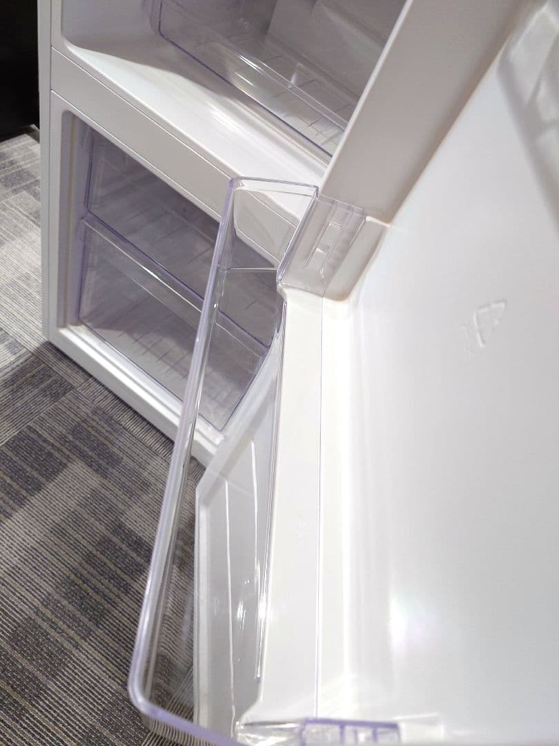 ホワイト冷蔵庫・冷凍庫 140L