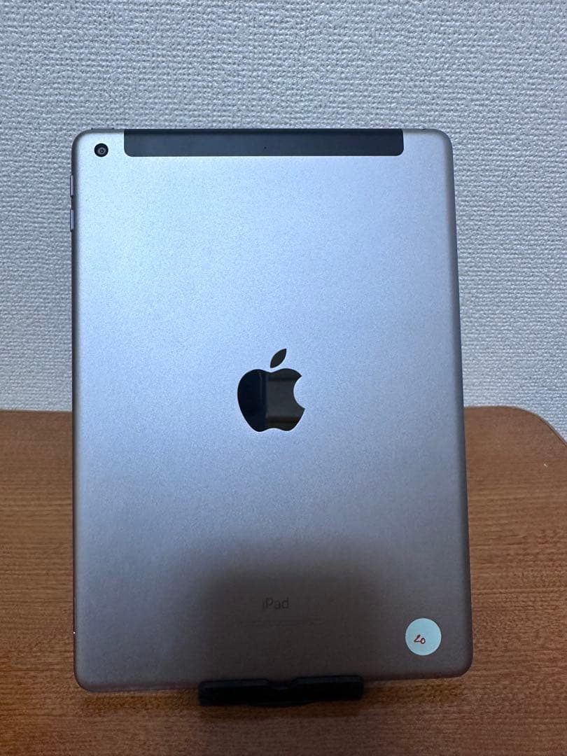 まとめて2台 iPad 第6世代 32GB WiFi + セルラー