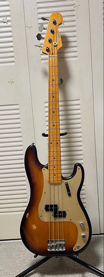 ベース Fender American Vintage Precision Bass