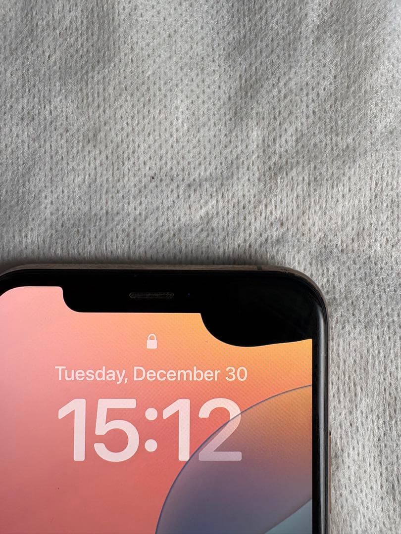 携帯電話本体 Apple iPhone xs gold