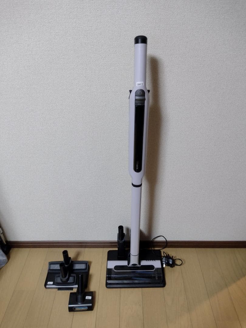 シャーク★コードレスクリーナー★CS300JWH★バッテリー新品と同等★