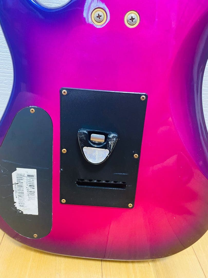 [中古品]Aria Pro ll magna エレキギター　ピンク