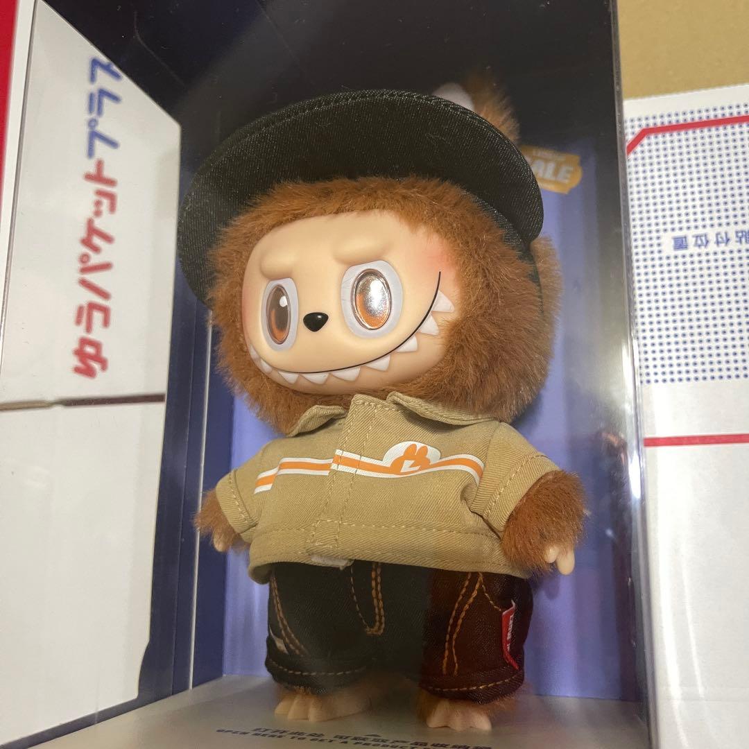 正規品 POPMART WACKY MART ラブブ 店員 labubu