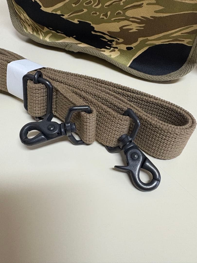 バズリクソンズ　タイガーカモバックBR02878