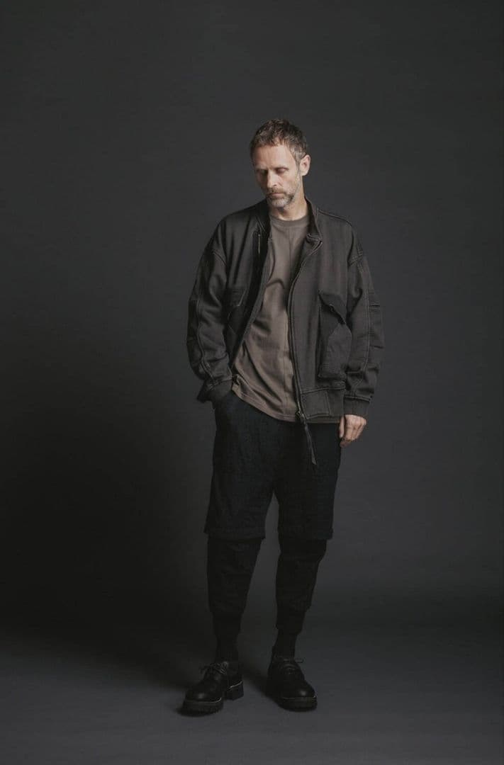 the viridi-anne レイヤードウールジョガーパンツ