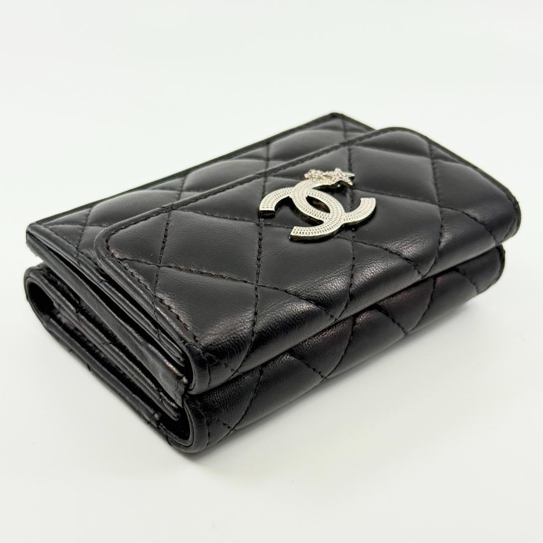 CHANEL シャネル マトラッセ 三つ折り財布