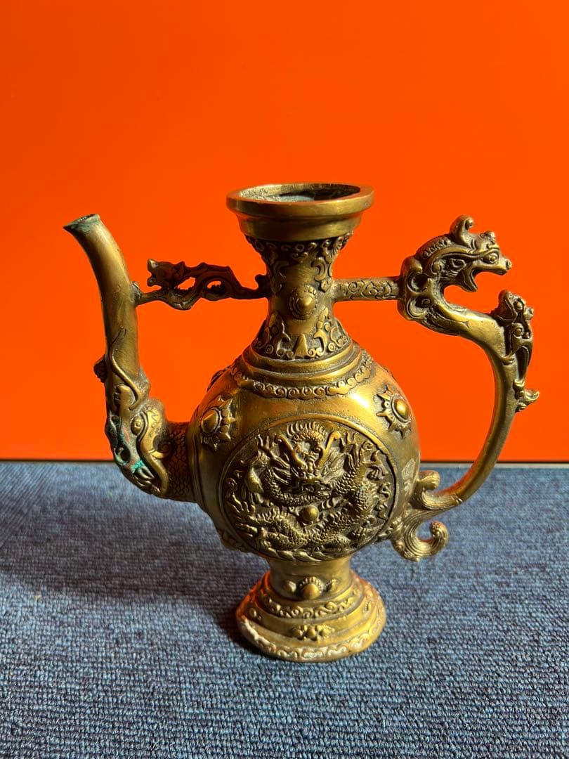 1088 中国骨董　大明宣徳年製銘　銅製　龍紋酒壺　時代物