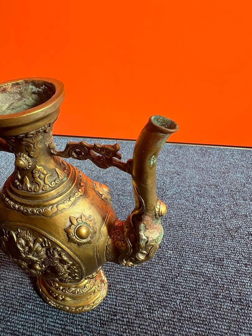 1088 中国骨董　大明宣徳年製銘　銅製　龍紋酒壺　時代物