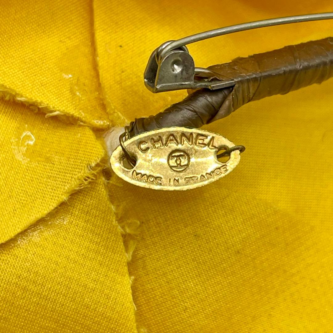 CHANEL シャネル カメリア コサージュ ピンブローチ ベロア イエロー