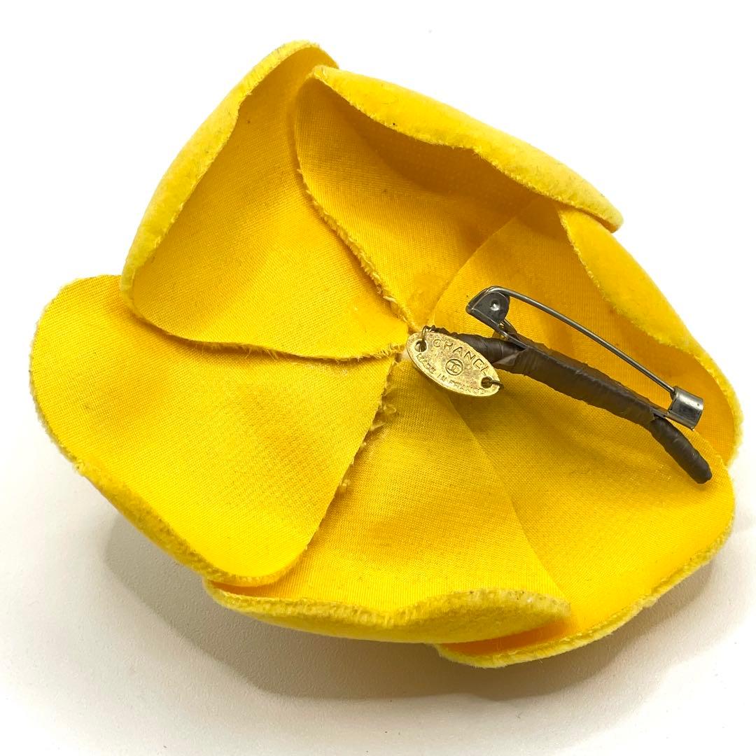 CHANEL シャネル カメリア コサージュ ピンブローチ ベロア イエロー