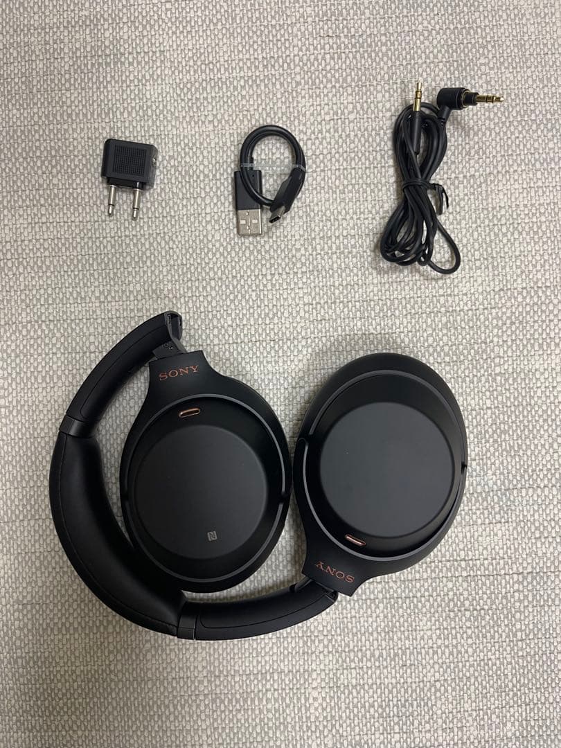 SONY ワイヤレスヘッドホン WH-1000X M3【美品】