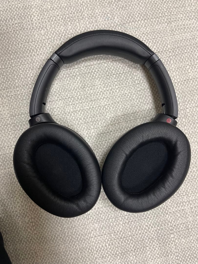 SONY ワイヤレスヘッドホン WH-1000X M3【美品】