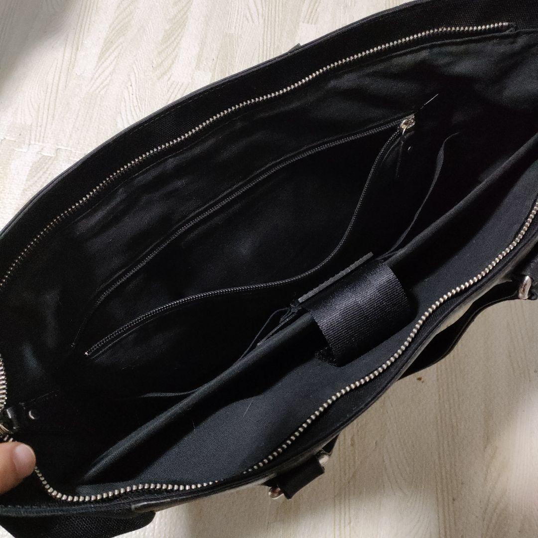 黒色　ビジネスバッグ