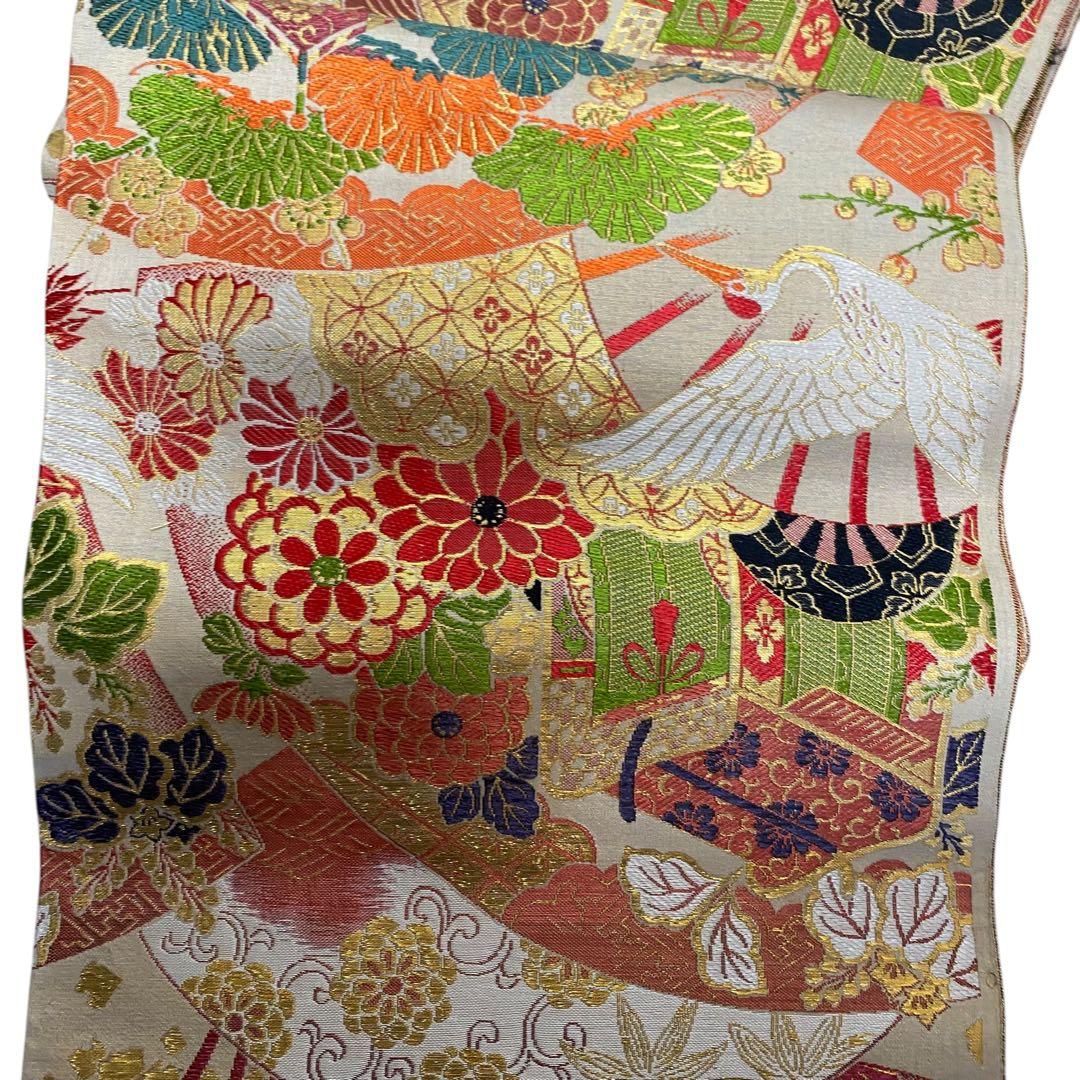 未使用　西陣織　ヴィンテージ 古布　反物　帯や着物にも　鶴、金系　正絹