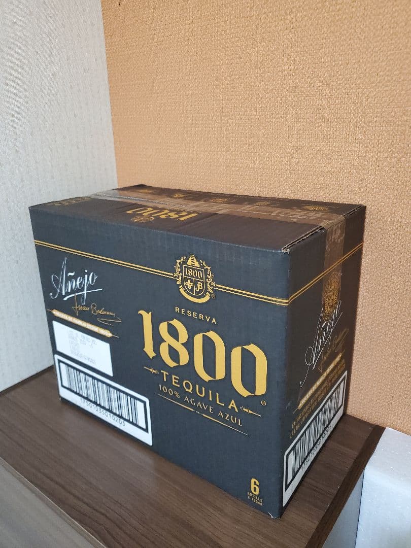 【正規品】クエルボ 1800 アネホ 750ml　１箱(６本)