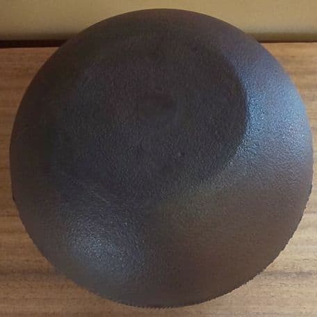 A 119         茶道      炉用 ・丸形総霰釜  ( 庄造造 )