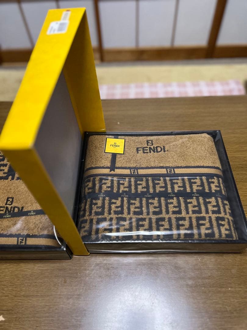 フェンディ　ズッカ柄　バスタオル
