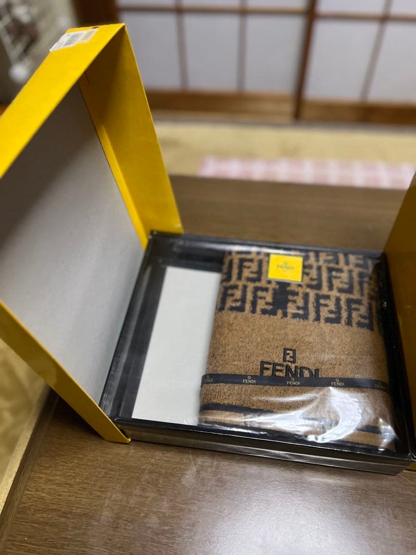 フェンディ　ズッカ柄　バスタオル