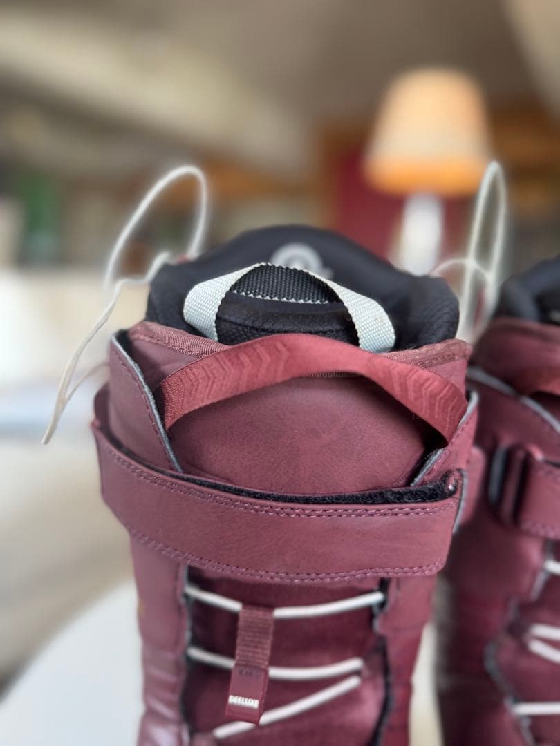 ディーラックス　26.5センチEMPYRE 21-22