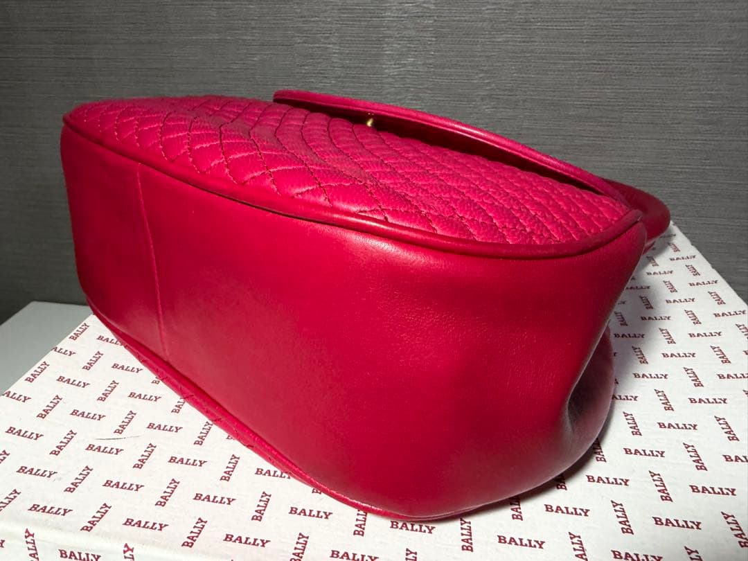 BALLY バリー ハンドバッグ キルティング レザー ピンク マゼンダ