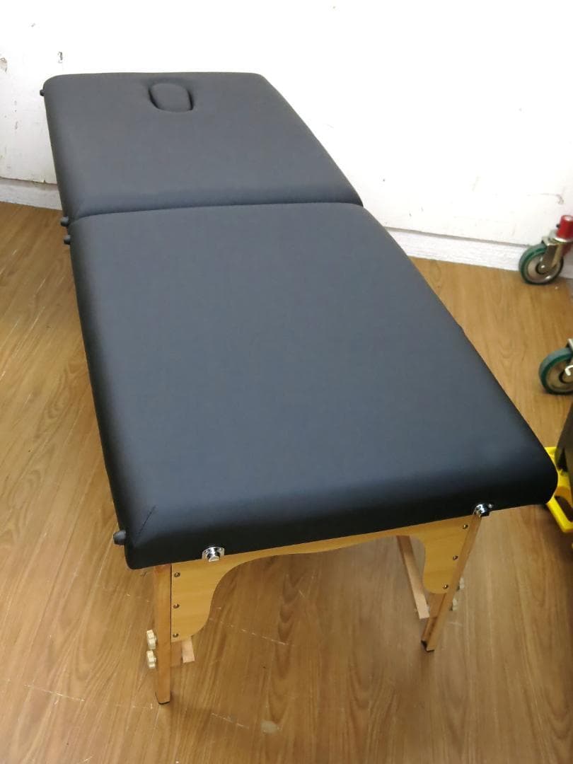 エステベッド/マッサージベッド/有孔/折りたたみ/サロン 施術/ブラック