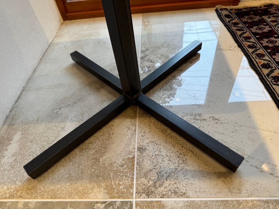 アクメファニチャーACME テーブル　カフェテーブル