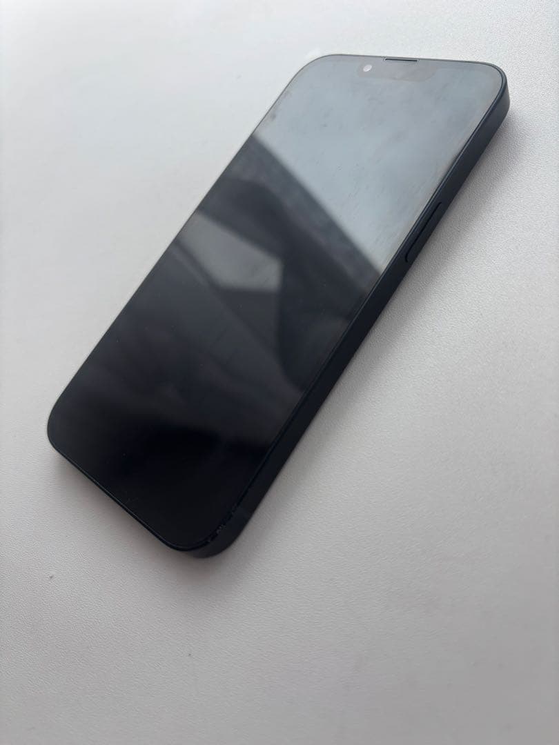 iPhone 13 128GB ミッドナイト