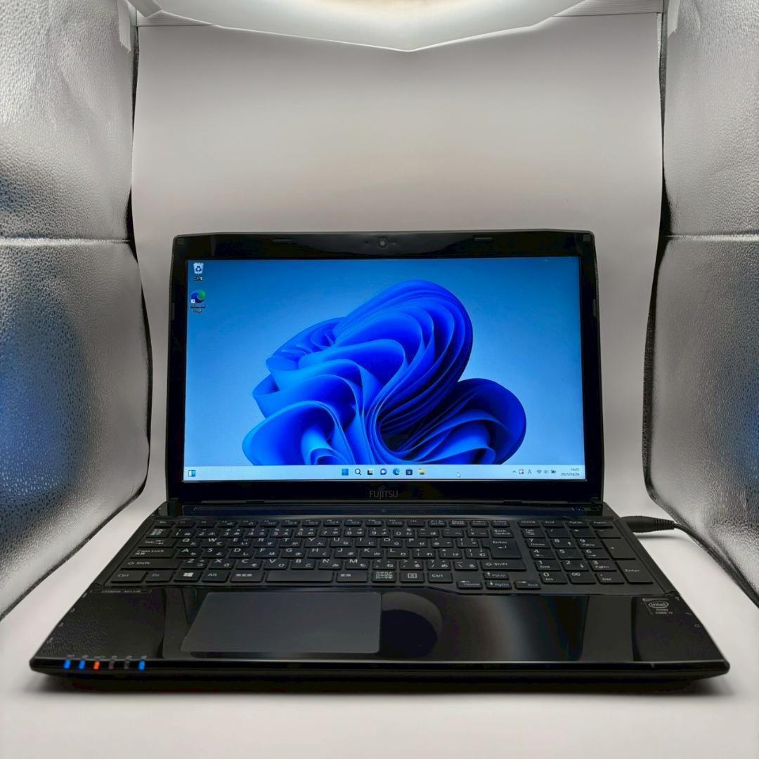 【FUJITSU】AH53高性能i7 新品SSD512GB 16GB ノートPC