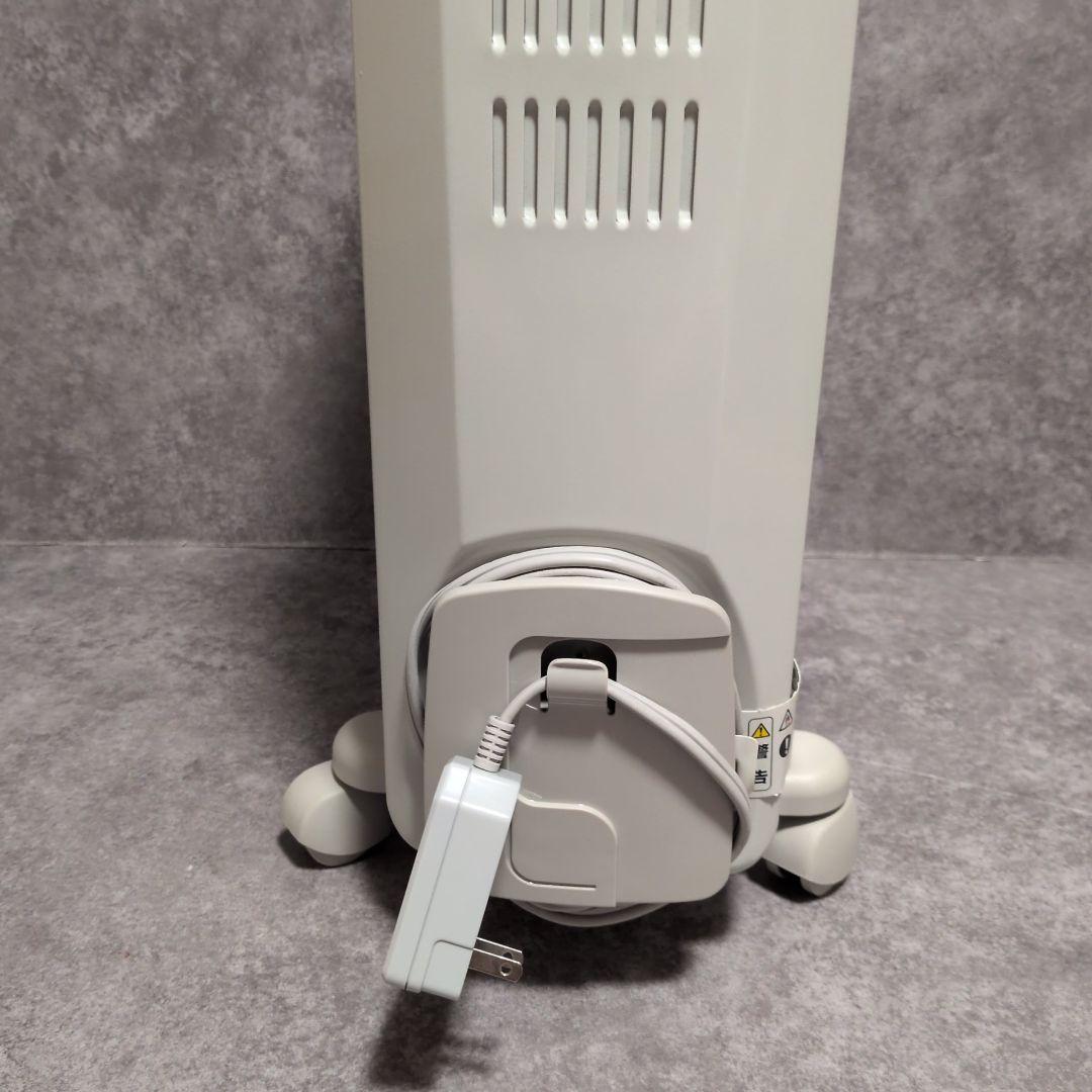 DeLonghi デジタルオイルヒーター KHD410812-GC