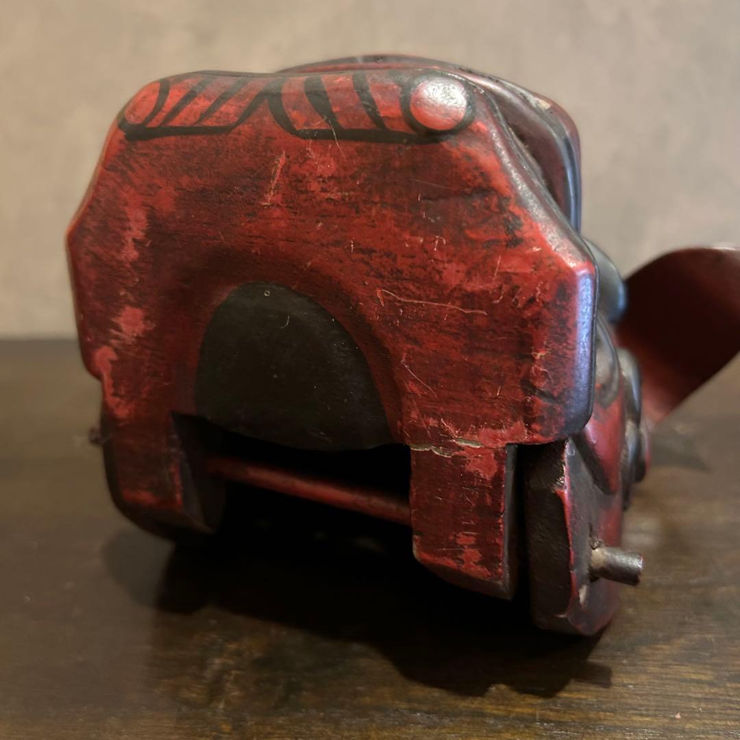 古い　獅子頭　獅子舞　骨董