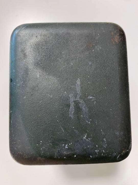 入手困難品！戦前のブリキの金庫の貯金箱