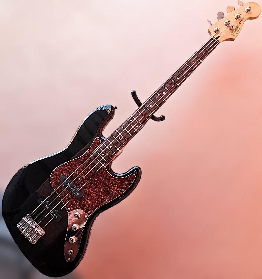 ■Squier Vintage Modified Jazz Bass フェンダー
