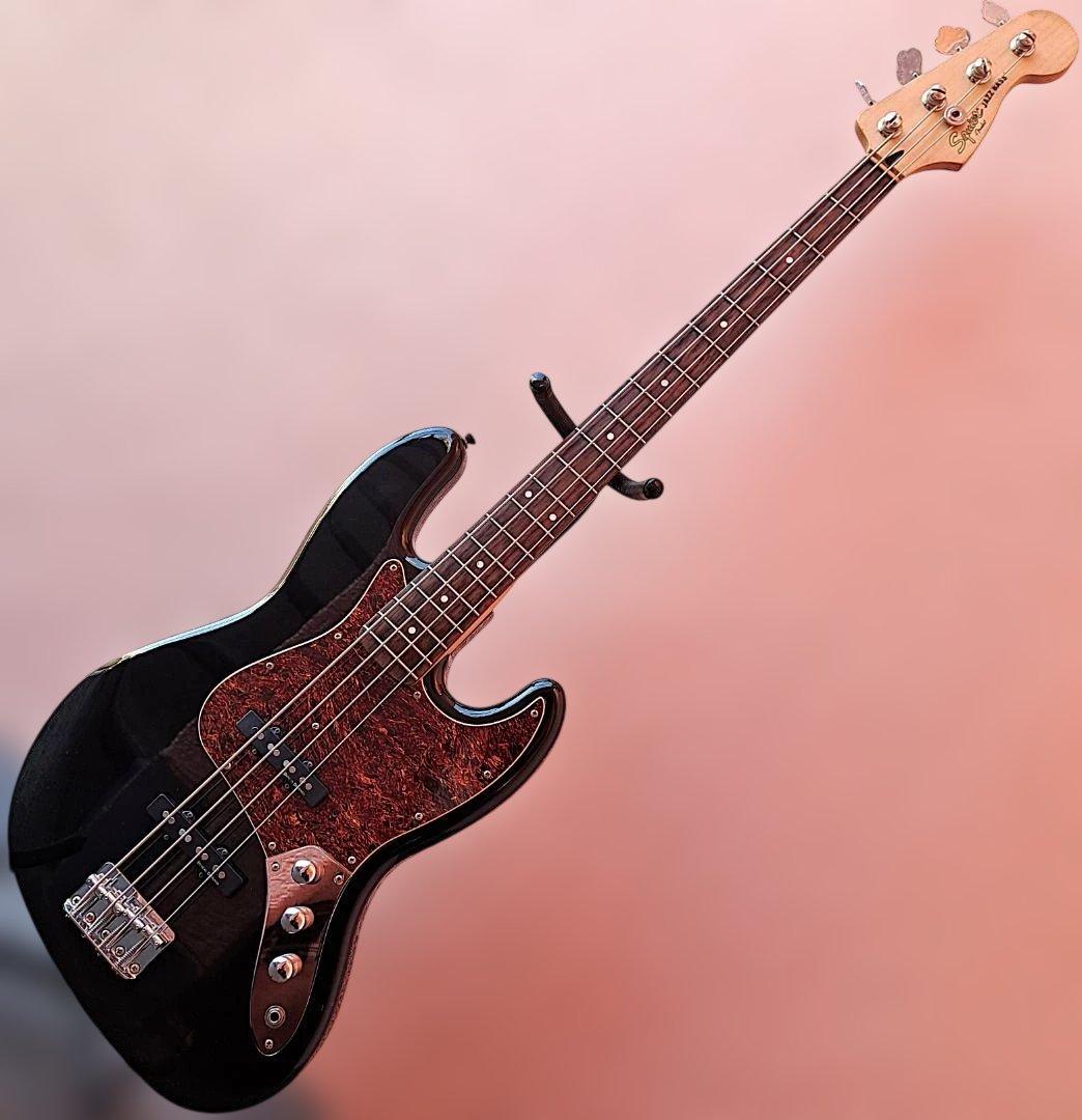 ■Squier Vintage Modified Jazz Bass フェンダー