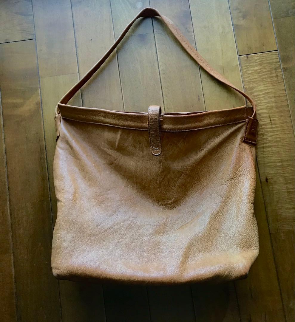 アンリクイール　バッグ　ラクダ革