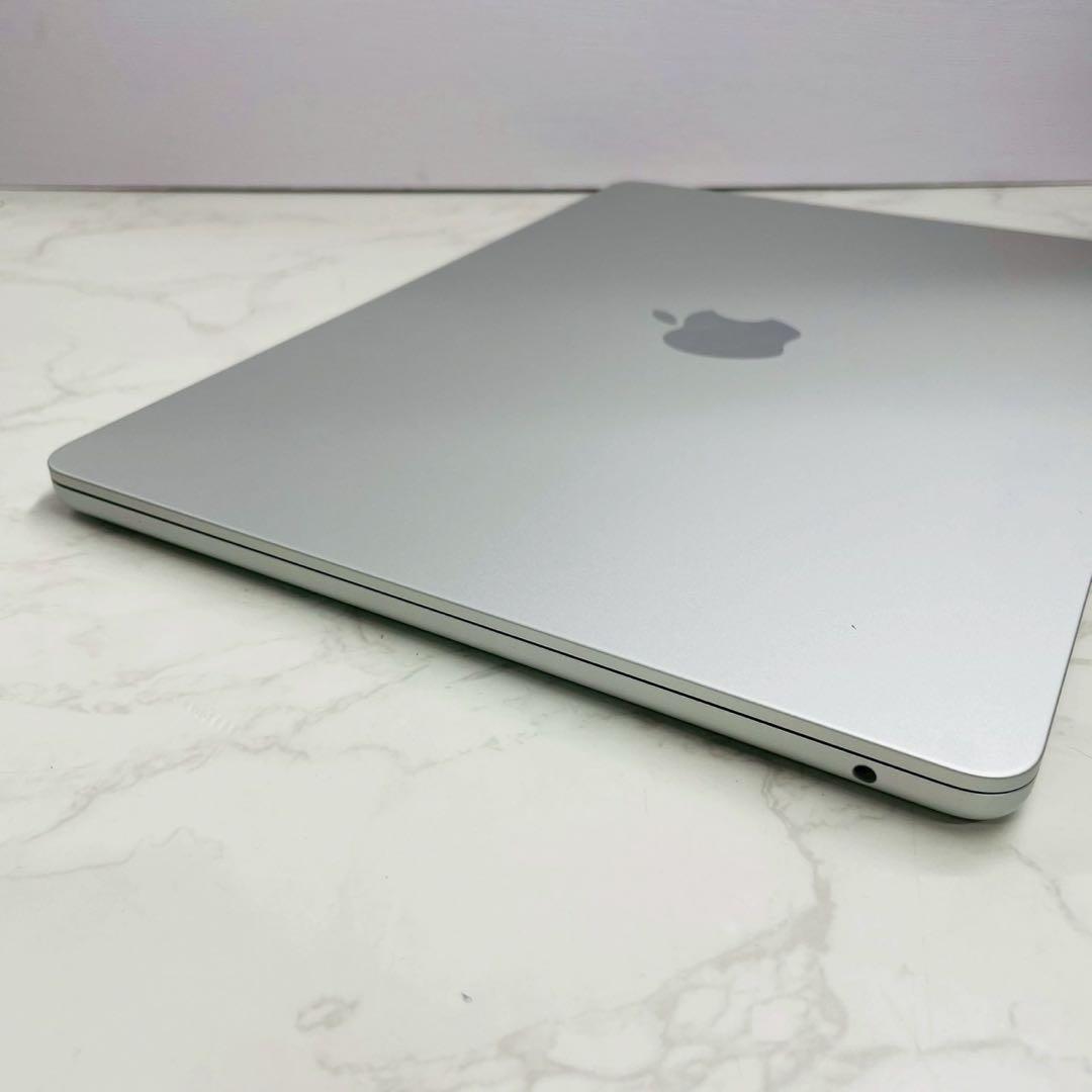 美品 macbook air 2022 M2 8GB 256GB 充放電15回