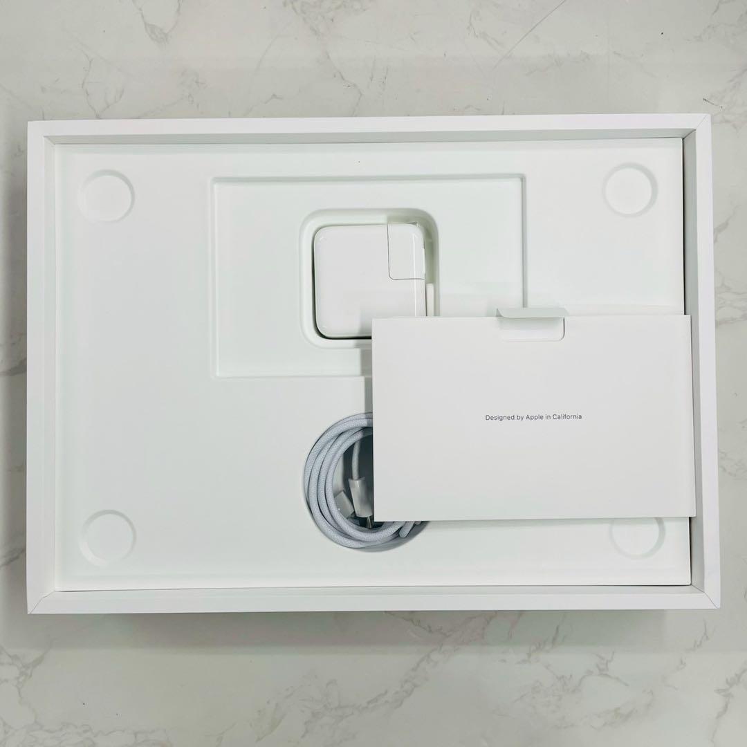 美品 macbook air 2022 M2 8GB 256GB 充放電15回