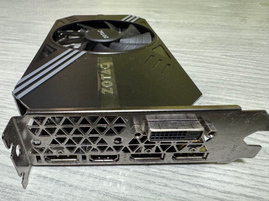 CPU＋マザーボード＋グラフィックボード まとめ出品