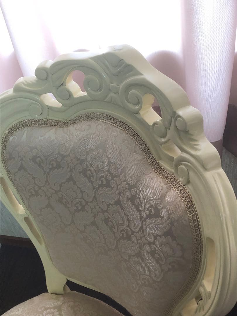 ロココ　猫脚アンティークチェア♦️美しい ホワイト ダマスク♦️完売品♦️送料込