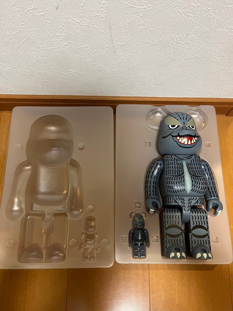 ゴジラ1964 ベアブリック　400%＆100%