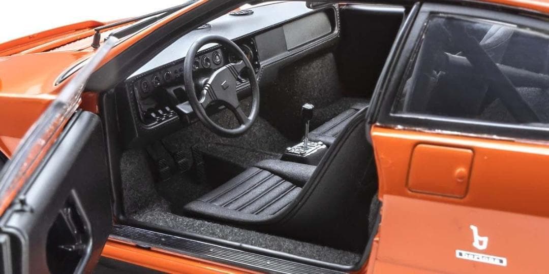 1/18ランボルギーニ ウラッコ ラリー Lamborghini Urraco