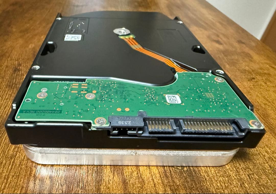 Seagate IronWolf Pro 24TB 稼働684h 動作良好