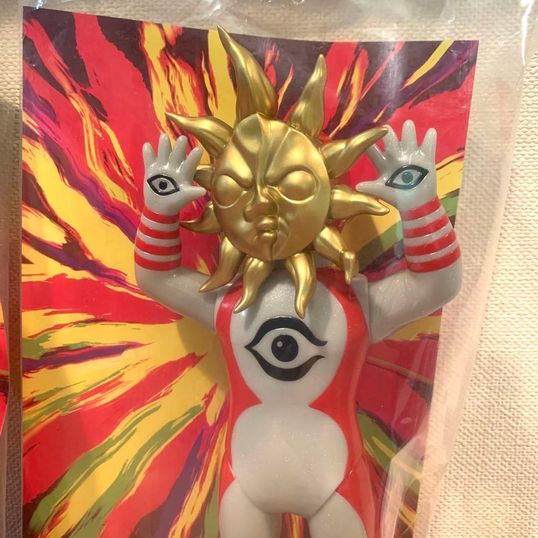 超復刻版タローマンソフビ人形　ノーマル　蓄光　2体セット