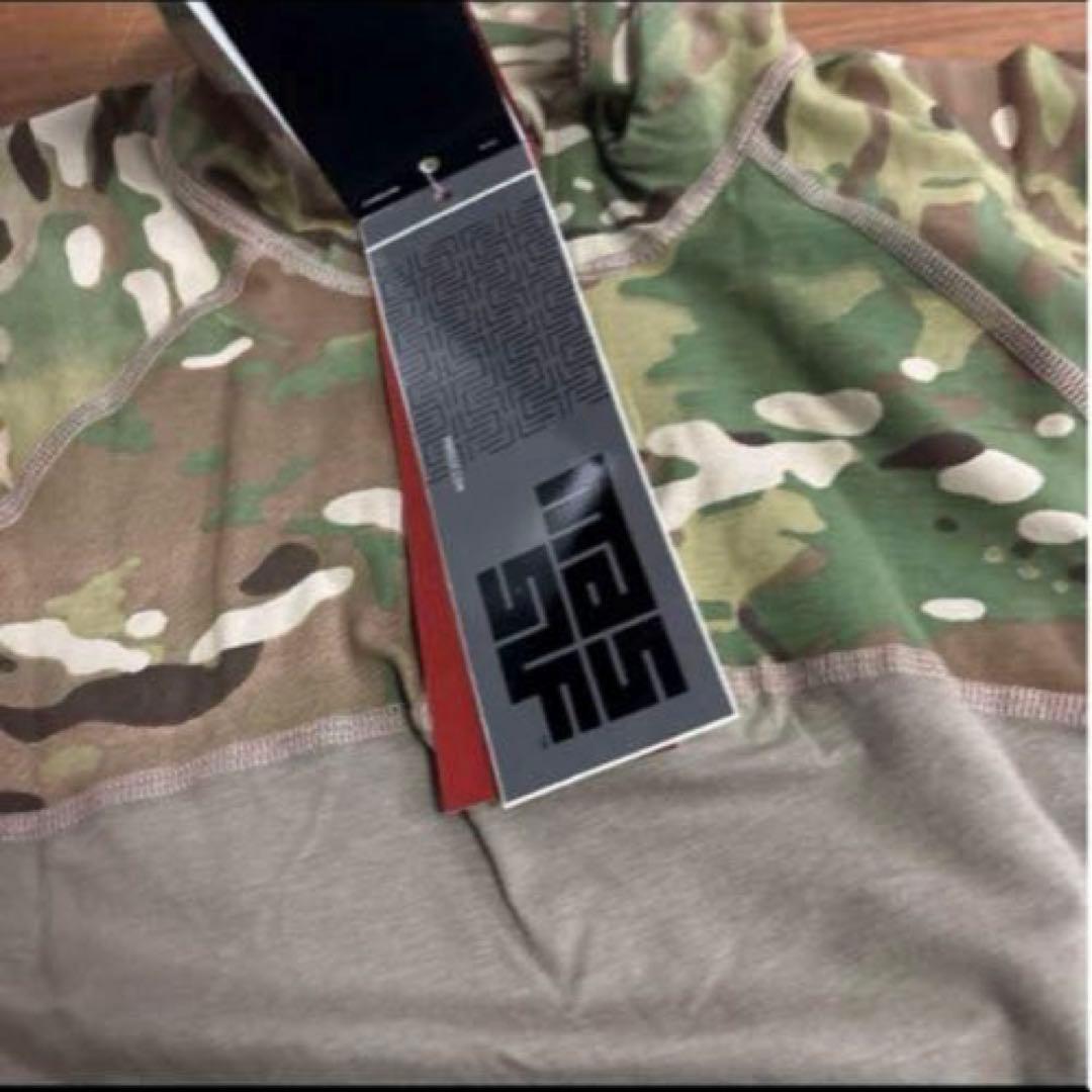 新品　未使用品　MASSIF FR COMBAT SHIRT MEDIUM