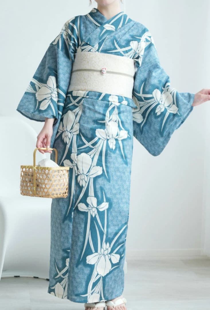 utatane セパレート高級変わり織 二部式浴衣3点セット　鈍青に菖蒲　古典柄