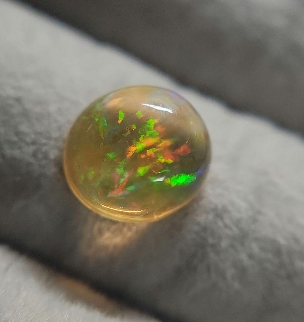 天然ファイアーオパール 1.837ct