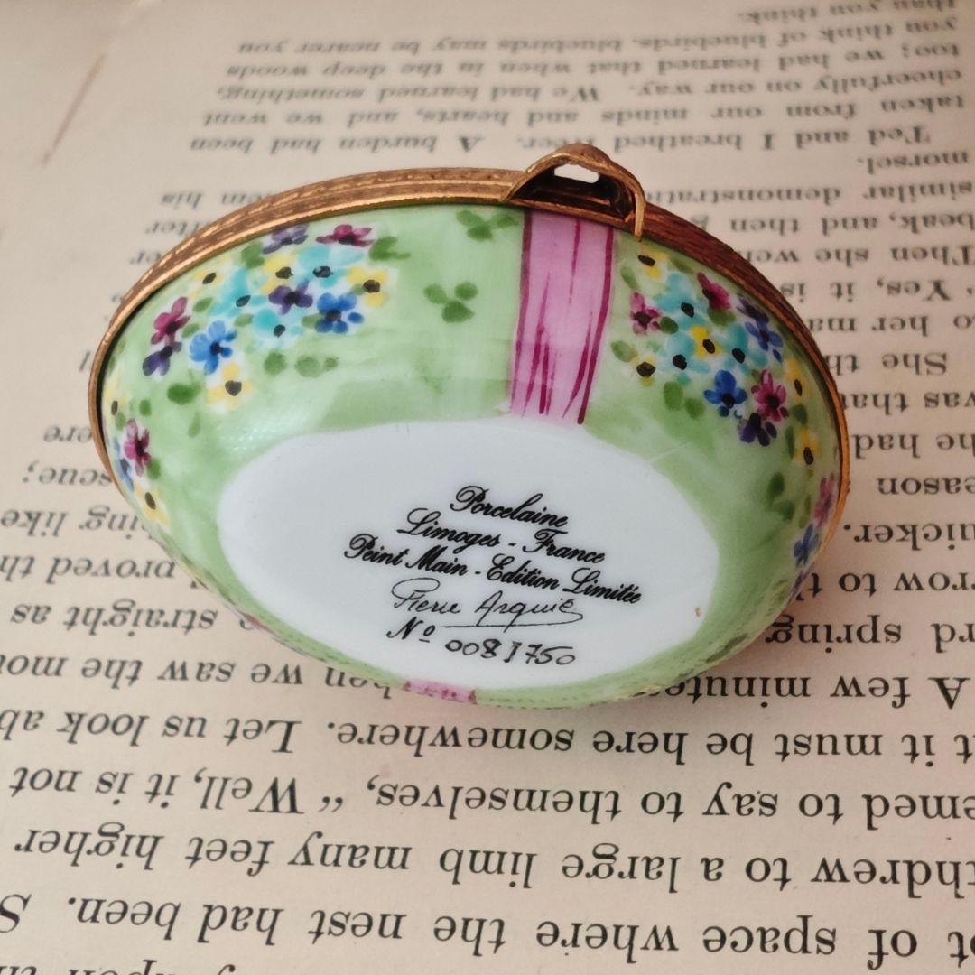 限定生産リモージュボックス　うさぎ　イースターエッグ兎　お花畑　フランス製小物入