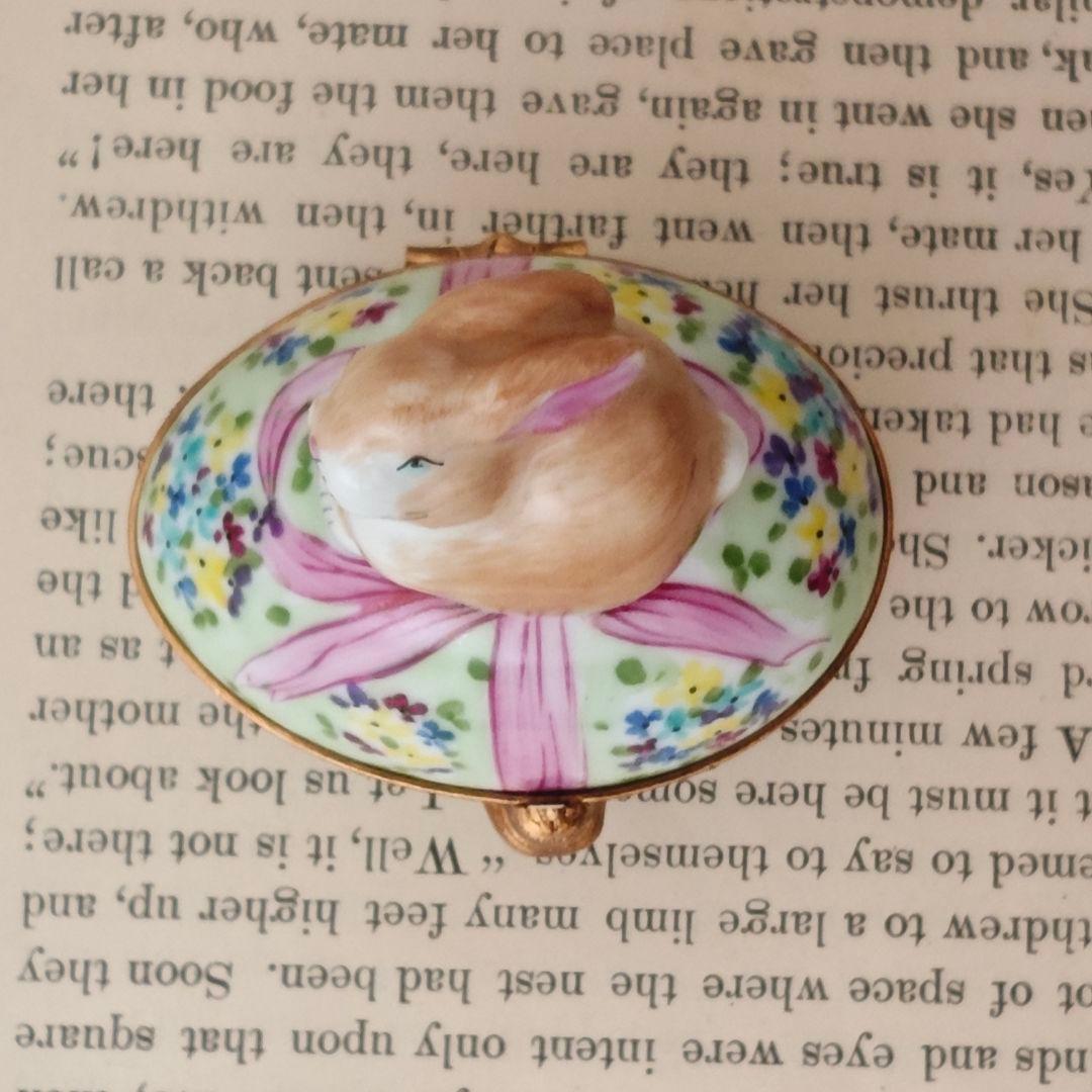 限定生産リモージュボックス　うさぎ　イースターエッグ兎　お花畑　フランス製小物入